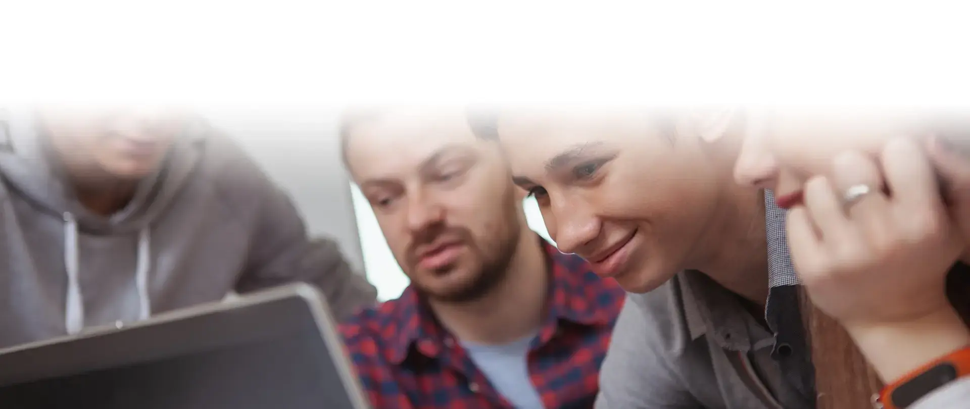 Cannabisprävention: Umgang mit dem Thema Cannabis Hintergrundgrafik im Kopfbereich